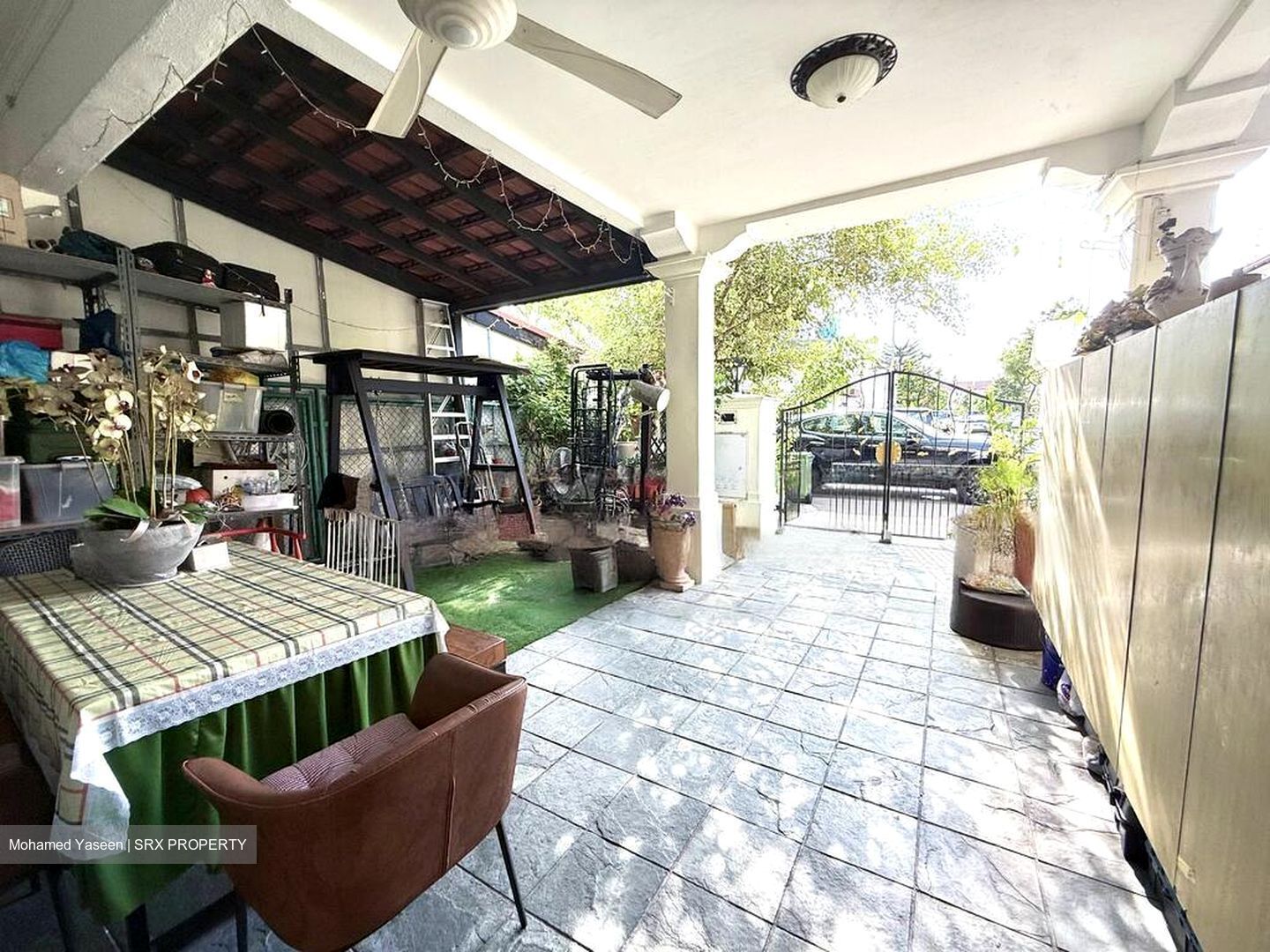 Flora Road (D17), Terrace #468085731